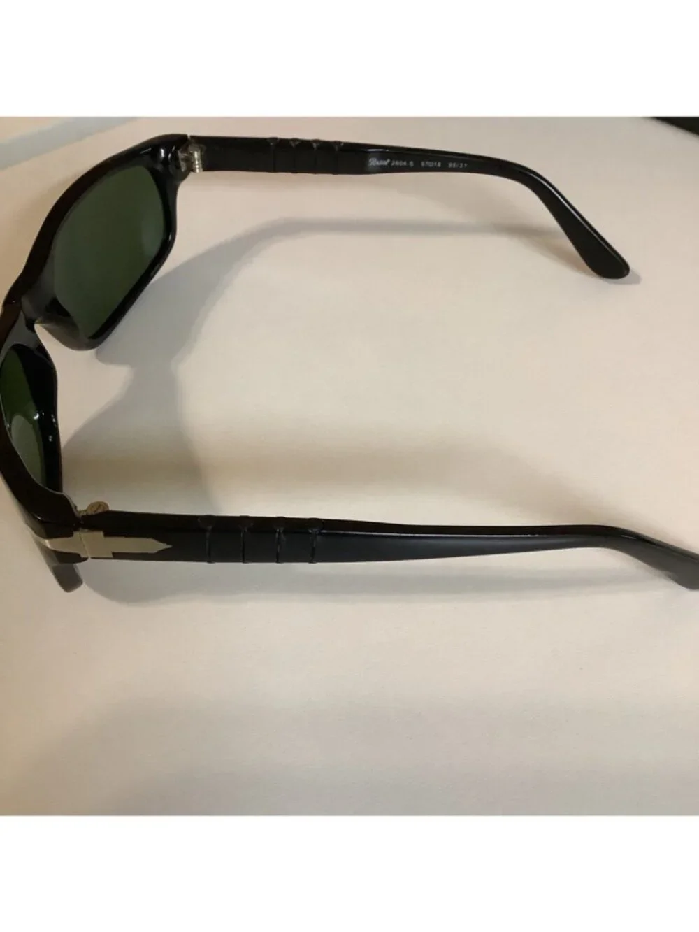 Persol 2604-S Vintage Sunglasses Oval Wrapped 57-18 Black Gloss/ Green Lens,Used